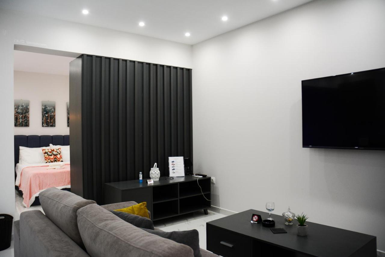 Dafni Luxury Suites Atenas Exterior foto