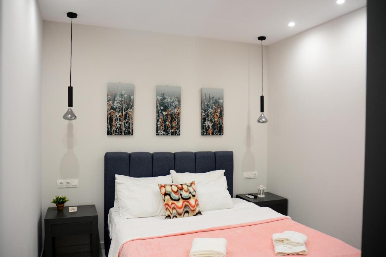 Dafni Luxury Suites Atenas Exterior foto